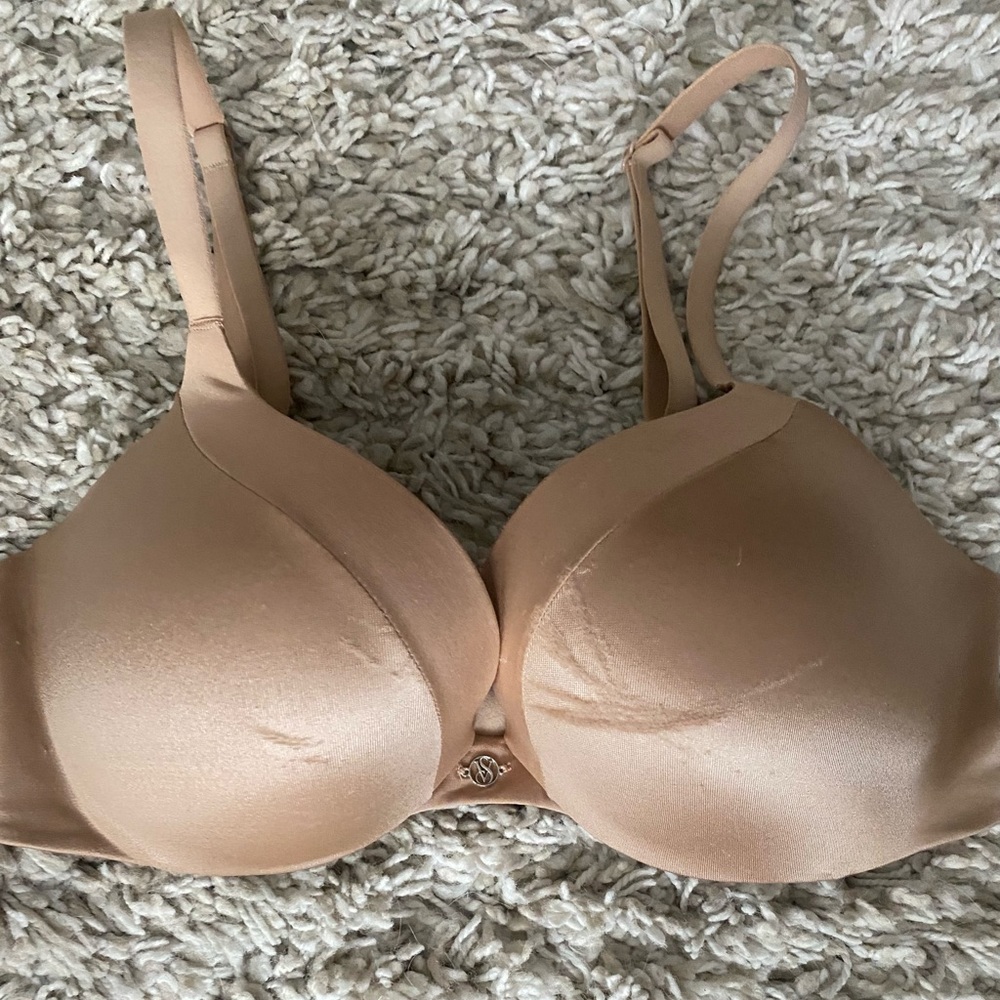 Victoria’s Secret Push Up Bra. Size 32C